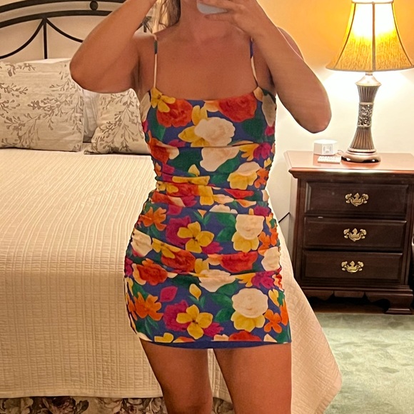 WeWoreWhat Ronnie Dress in Abstract Floral - Picture 4 of 5